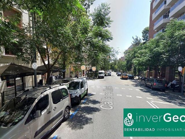 Local comercial en venta en Barcelona, de 197 m² 3 habitaciones por 520.000