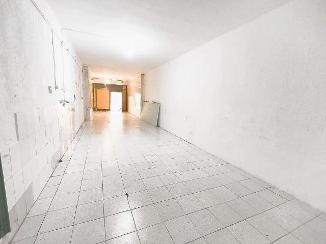Local comercial en venta en Barcelona, de 113 m² 4 habitaciones por 295.000