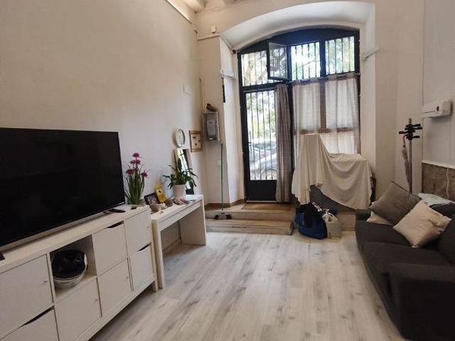 Local comercial en venta en Barcelona, de 135 m² 1 habitación por 349.000