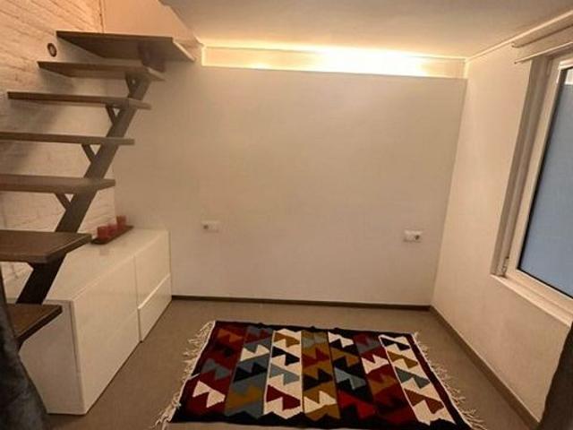 Local comercial en venta en Barcelona, de 28 m² 4 habitaciones por 150.000