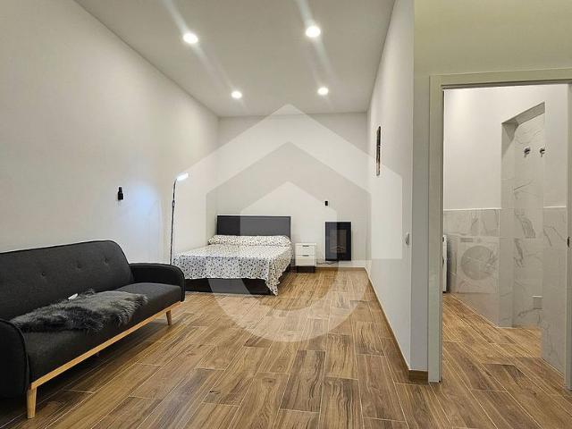 Local comercial en venta en Barcelona, de 45 m² 2 habitaciones por 130.000