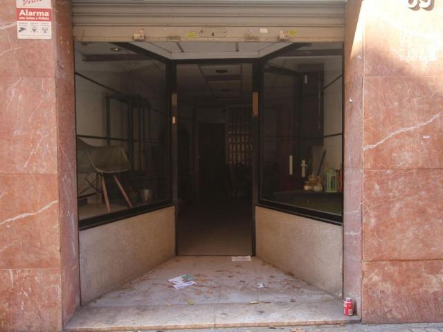 Local comercial en venta en Barcelona, de 57 m² por 150.000