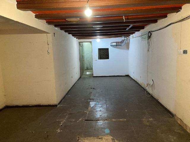 Local comercial en venta en Barcelona, de 66 m² 3 habitaciones por 300.000