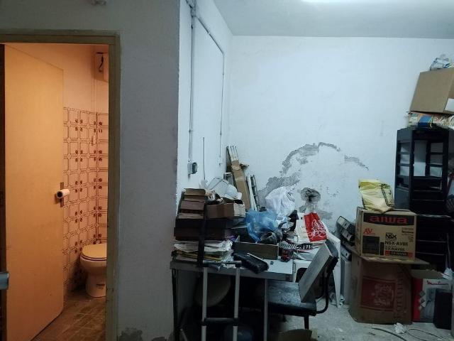 Local comercial en venta en Barcelona, de 89 m² 2 habitaciones por 65.000