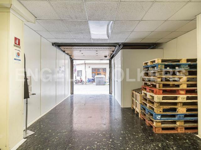 Local comercial en venta en Barcelona, de 833 m² por 649.000