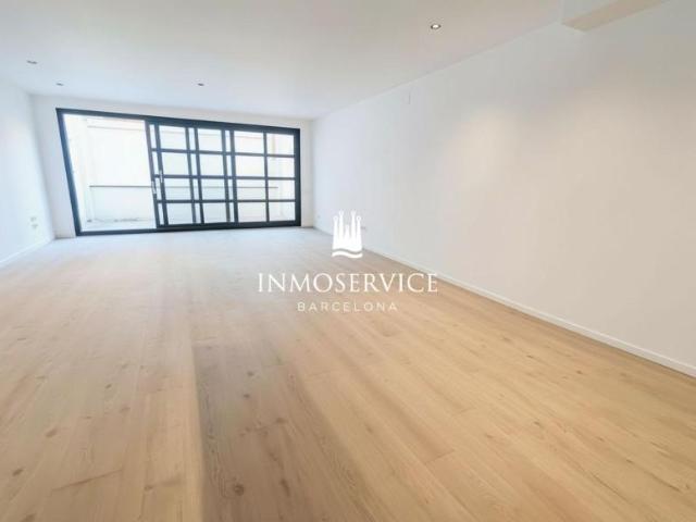 Local comercial en venta en Barcelona, Les Corts