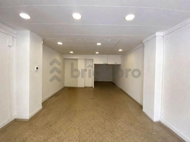Local comercial en venta en Barcelona, Rambla de Badal, 08014