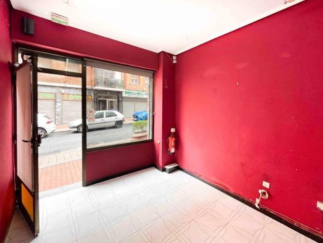Local comercial en venta en Barakaldo, San Vicente