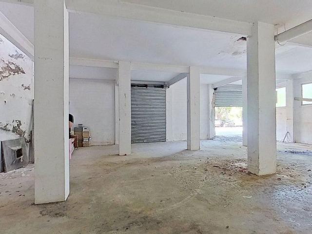Local comercial en venta en barrio Casetes Muntané, Vallirana, de 122 m² por 81.950
