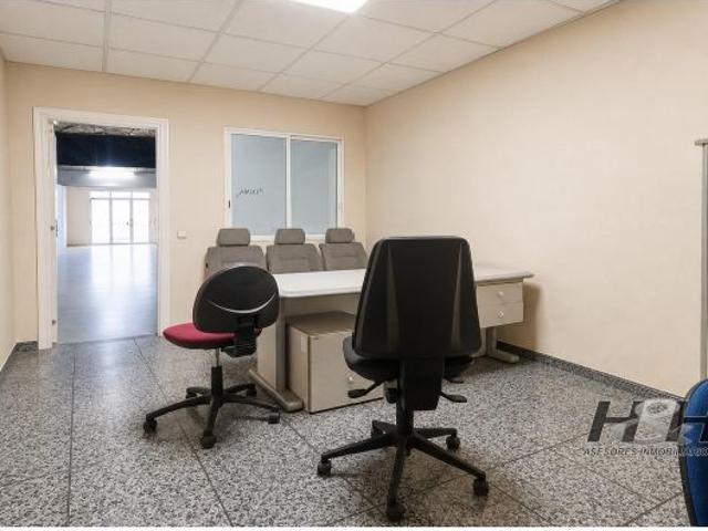 Local comercial en Venta en Burjassot, Valencia