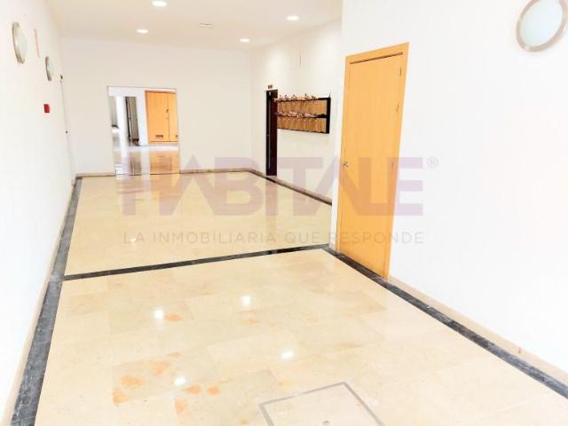Local comercial en venta en Ginés