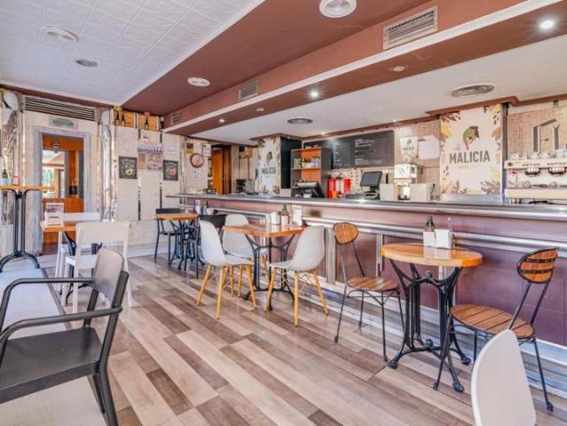 Local comercial en venta en Granada, Plaza de toros