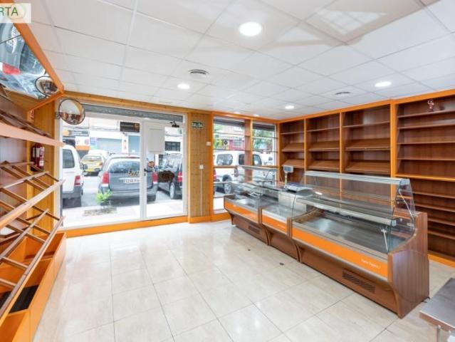 Local comercial en venta en Granada, Granada