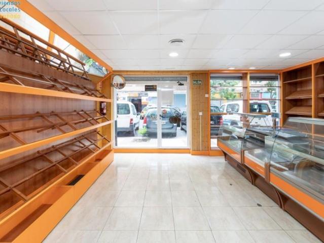 Local comercial en venta en Granada, Granada