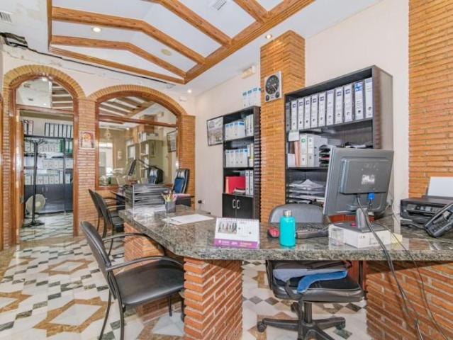 Local comercial en venta en Granada, Plaza de toros