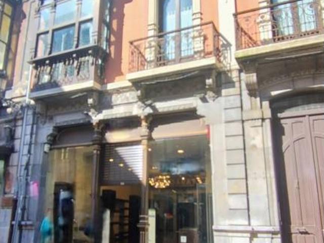 Local comercial en venta en el Centro de Avilés