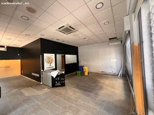 LOCAL COMERCIAL EN VENTA, EN EL CENTRO DE SENTMENAT
