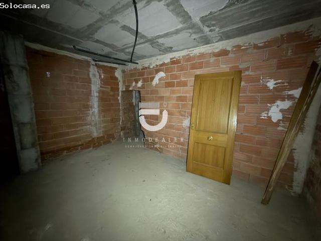 Local comercial en Venta en El Olivar, Valencia