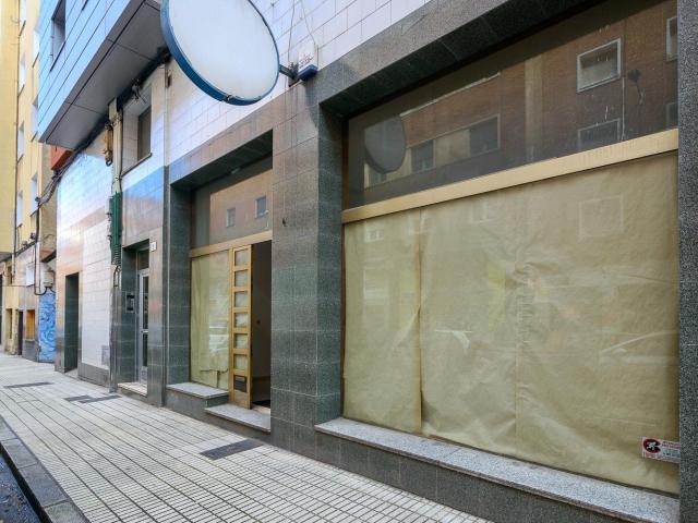 LOCAL COMERCIAL EN VENTA EN EL LLANO – AMPLIO Y VERSÁTIL