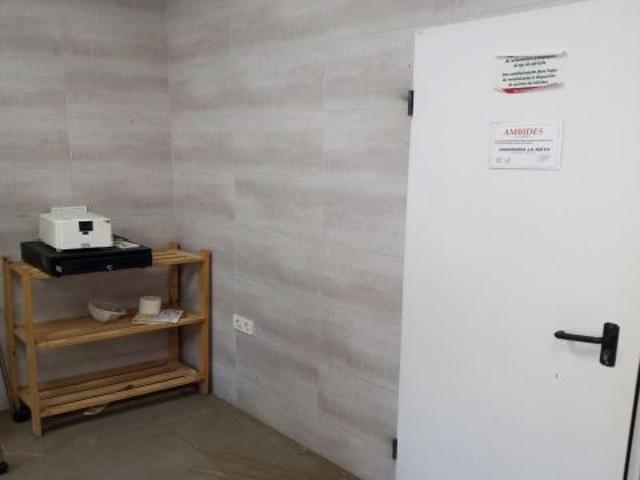 Local comercial en Venta en Elche de la Sierra, Alicante