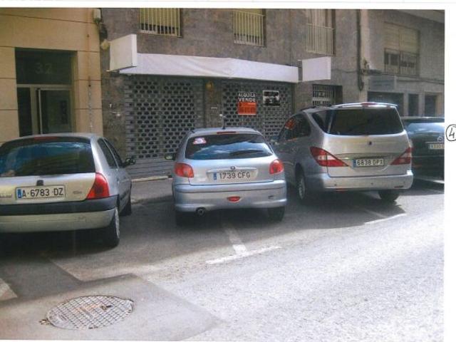 Local comercial en Venta en Elche de la Sierra, Alicante