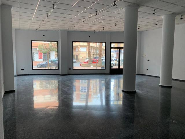 Local comercial en venta en Elda