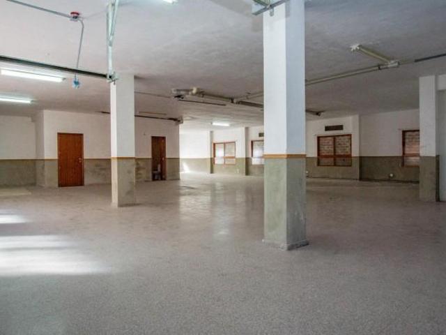 Local comercial en venta en Elda, Av. reina victoria