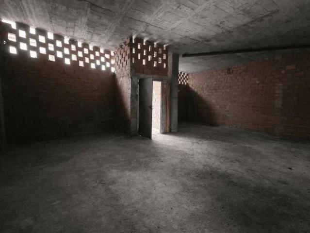 Local comercial en venta en Estepona, Zona Las Mesas