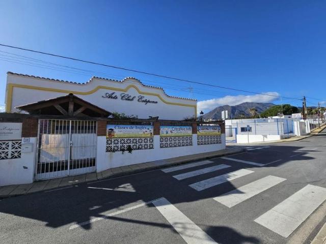 Local comercial en venta en Estepona, Zona Las Mesas