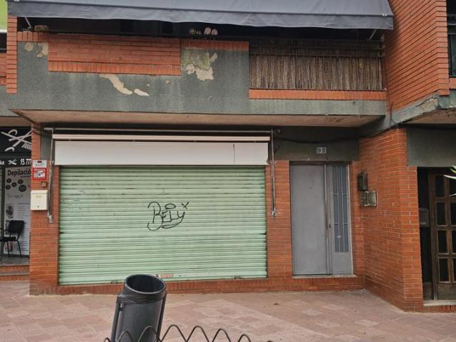 Local comercial en venta en Esparreguera, Plaça Catalunya, 08292