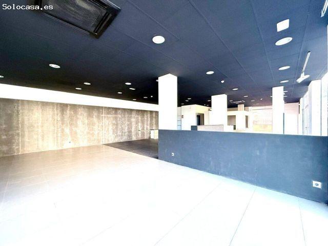 Local comercial en Venta en Figueres, Girona