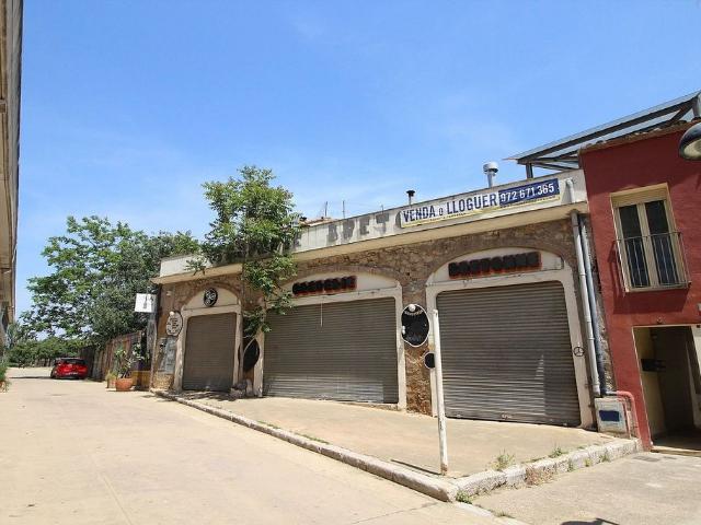 Local comercial en venta en Figueres, de 120 m² por 149.000