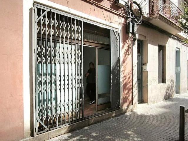 Local comercial en venta en calle Del Rosselló, Hospitalet de Llobregat, L´, de 80 m² por 99.700