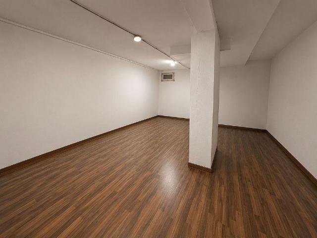 Local comercial en venta en Hospitalet de Llobregat, L´, de 104 m² 2 habitaciones por 130.000