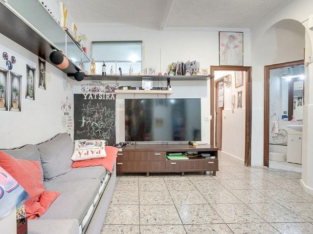 Local comercial en venta en Hospitalet de Llobregat, L´, de 35 m² 1 habitación por 99.800