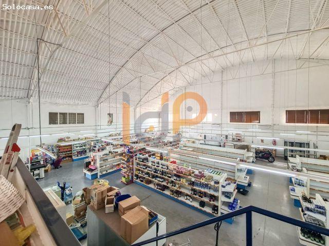 Local comercial en Venta en Huercal Overa, Almería