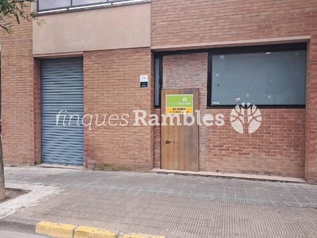 Local comercial en venta en Igualada, de 136 m² por 110.000