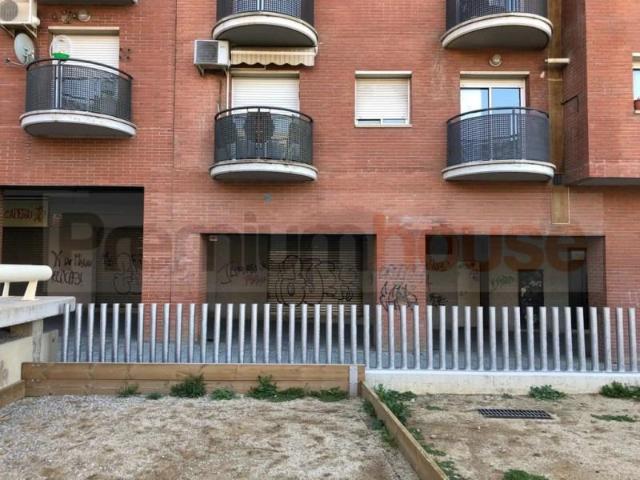Local comercial en venta en Olesa de Montserrat