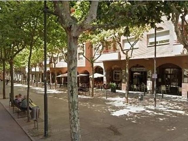 Local comercial en venta en Olesa de Montserrat, de 55 m² por 60.000