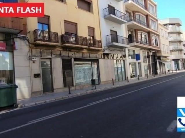 Local comercial en venta en Oliva, La Safor Oliva
