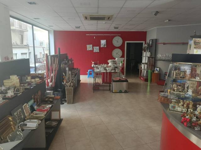 Local comercial en Venta en Oliva Valencia