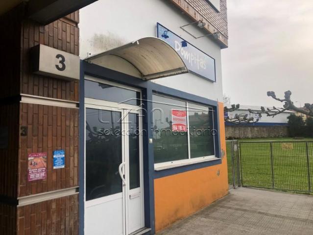 Local comercial en venta en Oviedo, Oviedo