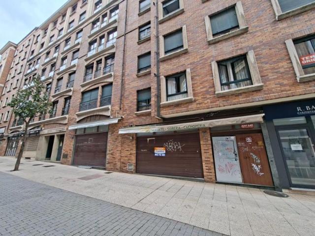 Local comercial en venta en Oviedo, Centro