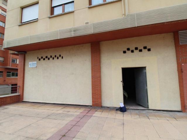 Local comercial en venta en Oviedo, Las Campas