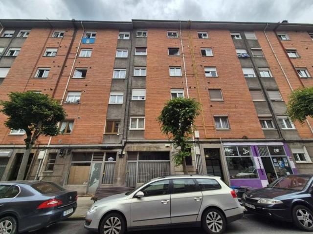 Local comercial en venta en Oviedo, Vallobin