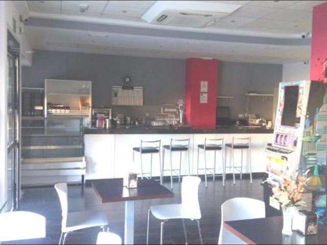 Local comercial en Venta en La Granada, Granada