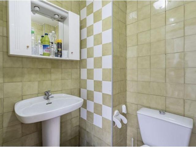 LOCAL COMERCIAL EN VENTA EN LA MEJOR ZONA DE PASO DE MARACENA