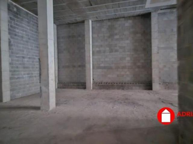 Local comercial en venta en La Vall d'Uixó, Poligono III
