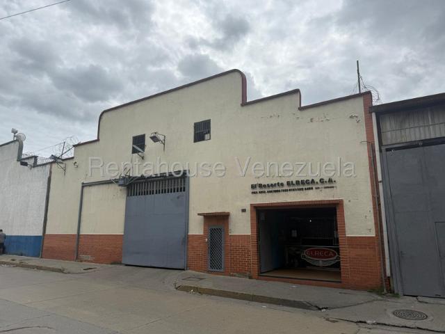 Galpon Deposito en Venta en La Yaguara, Caracas