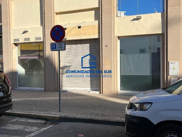Local comercial en venta en la zona de crevillet